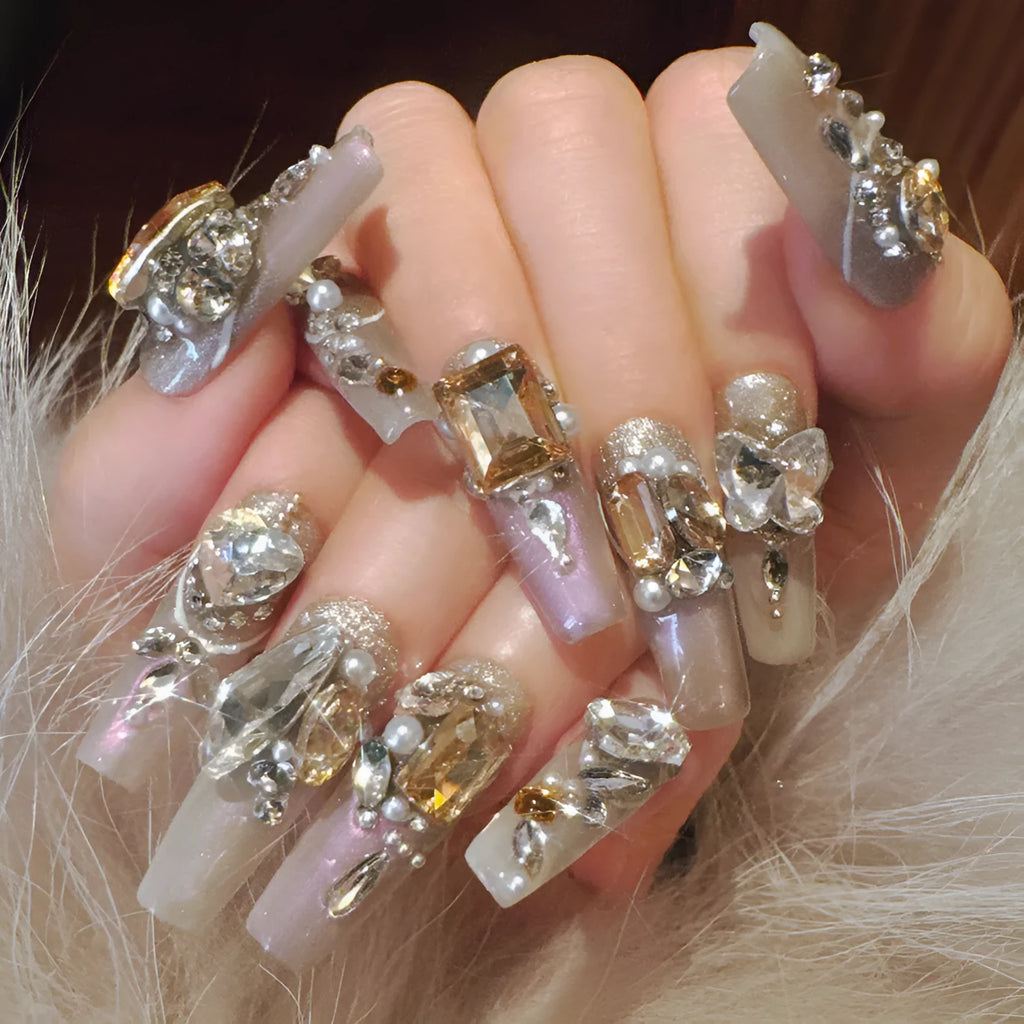 Luxury rhinestone false nail patches with phototherapy sealing in S size flash design