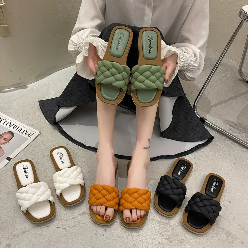 Women's plaid pattern PVC beach sandals with thick anti-skid sole in green colour.