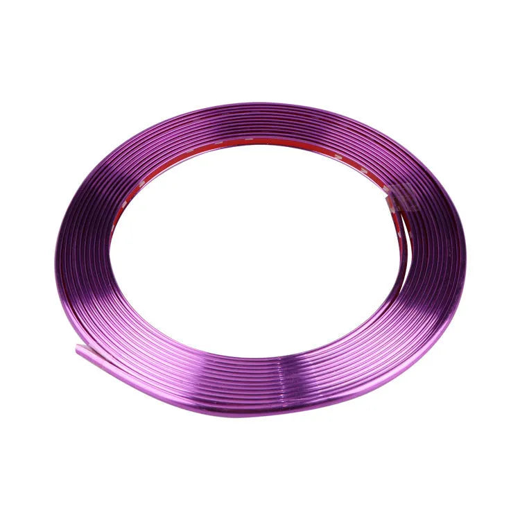 Galvanized wheel sticker in electroplating purple on a car wheel rim as a PVC anti-collision guard circle