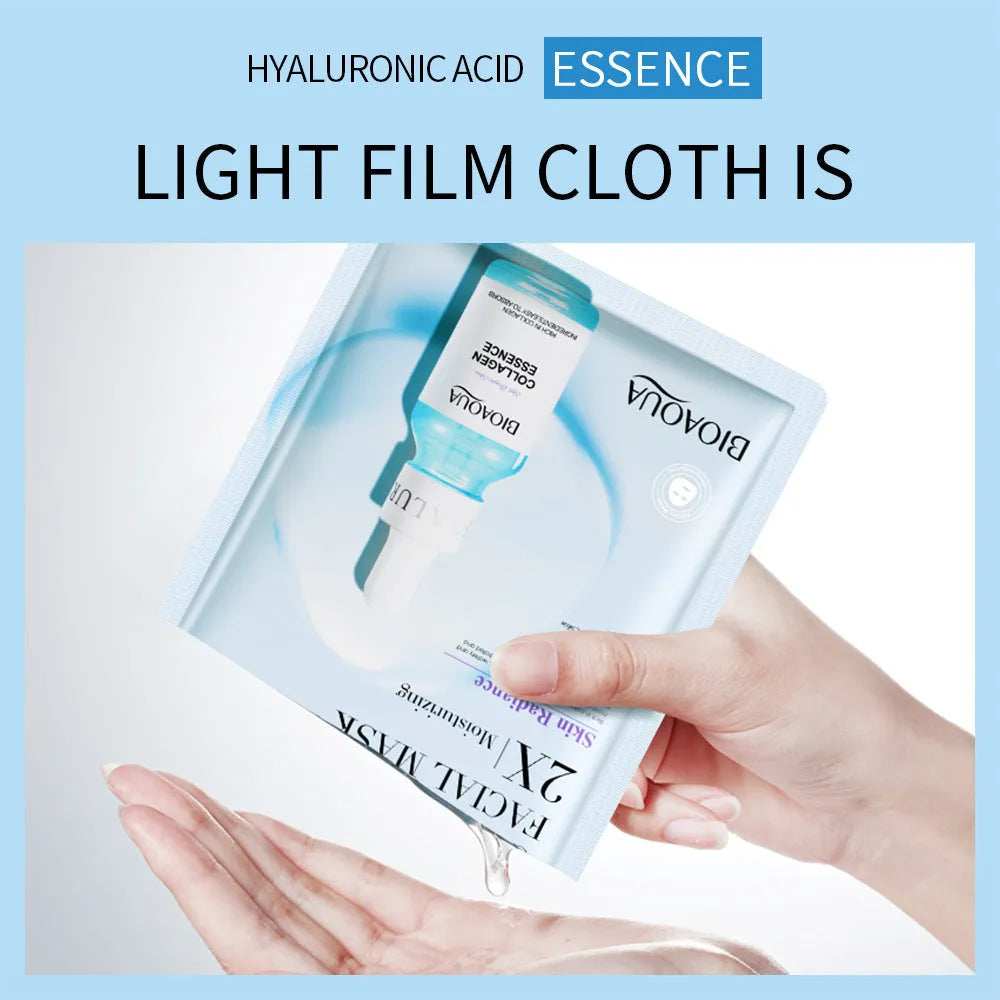 Single-use facial sheet mask with 30g of gel containing collagen, hyaluronic acid, vitamin C, or Centella Asiatica.