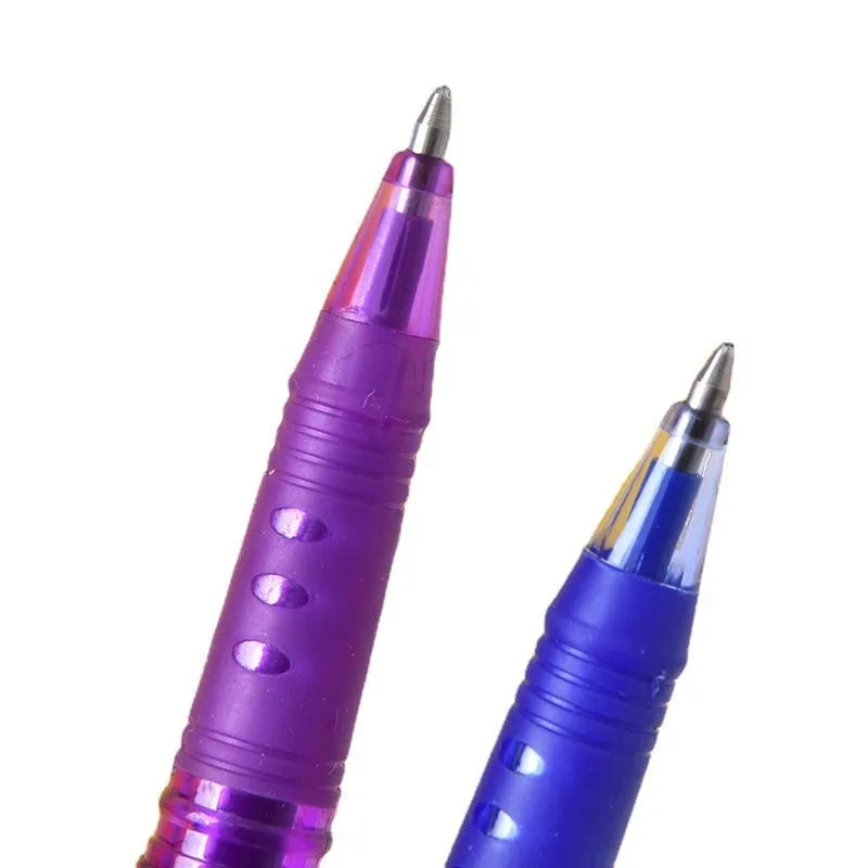 A set of heat-erasable gel pens with plastic shells and stainless steel nibs, showing the 0.5mm and 0.7mm options.