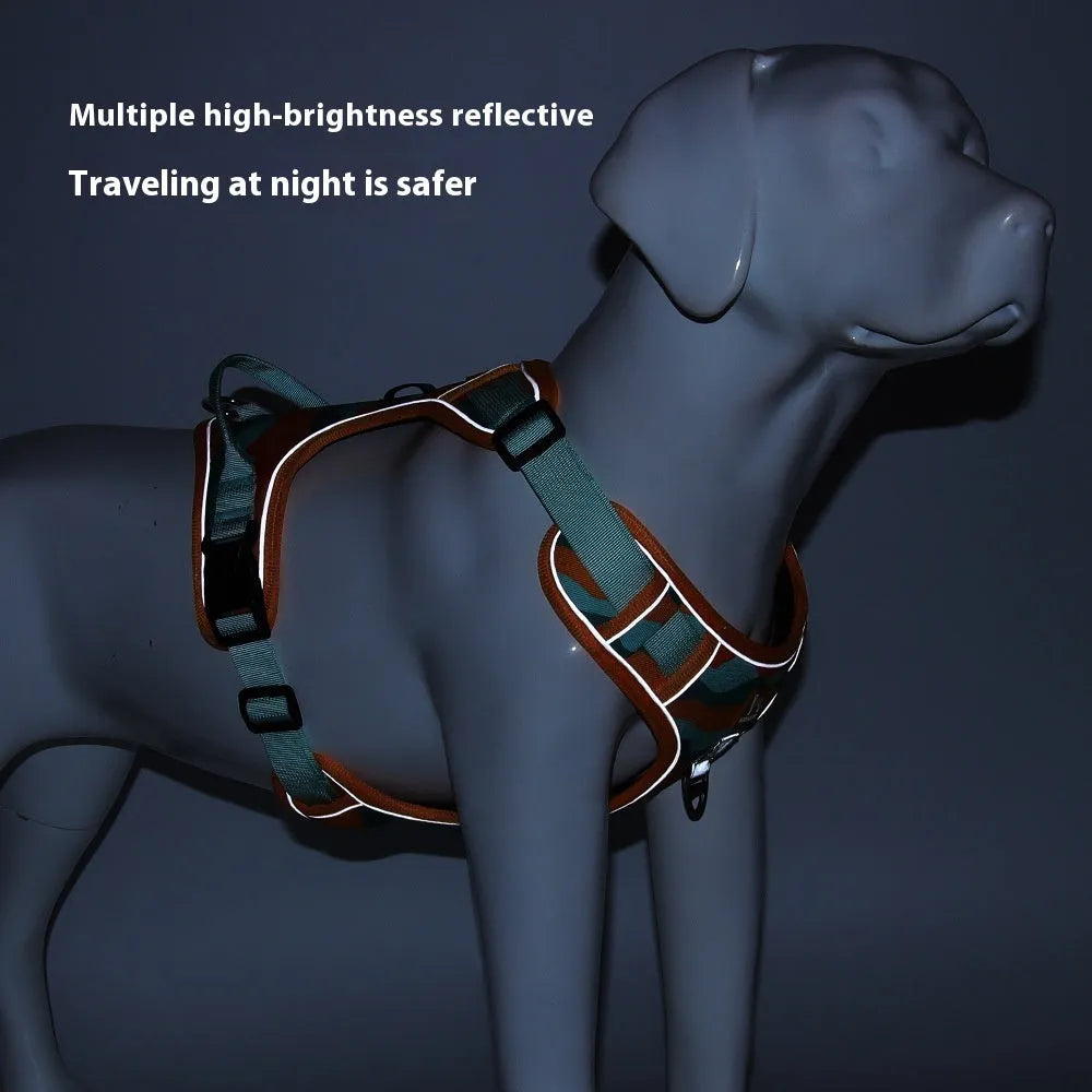 Dog walking rope with reflective elements and Oxford cloth construction in four colour options