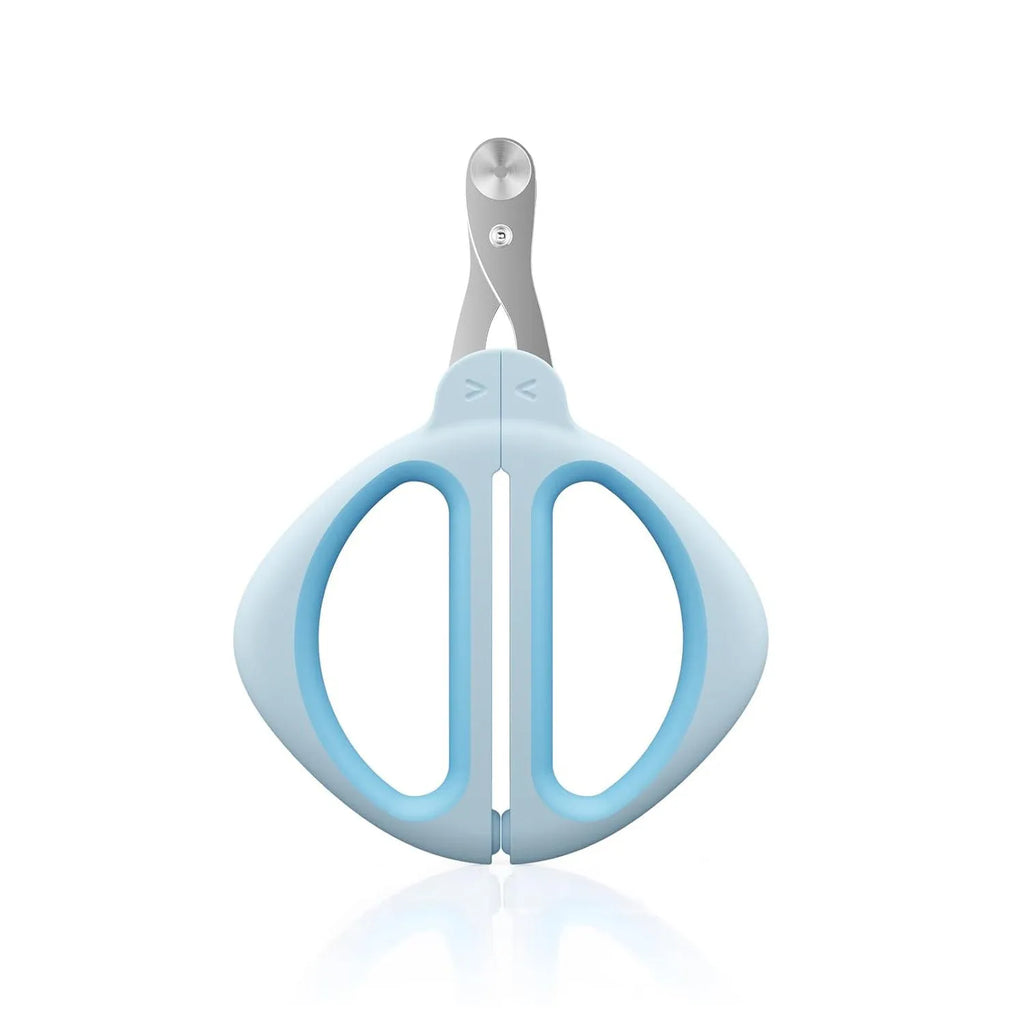 Cat nail clipper with positioning round hole and non-slip handle in blue colour