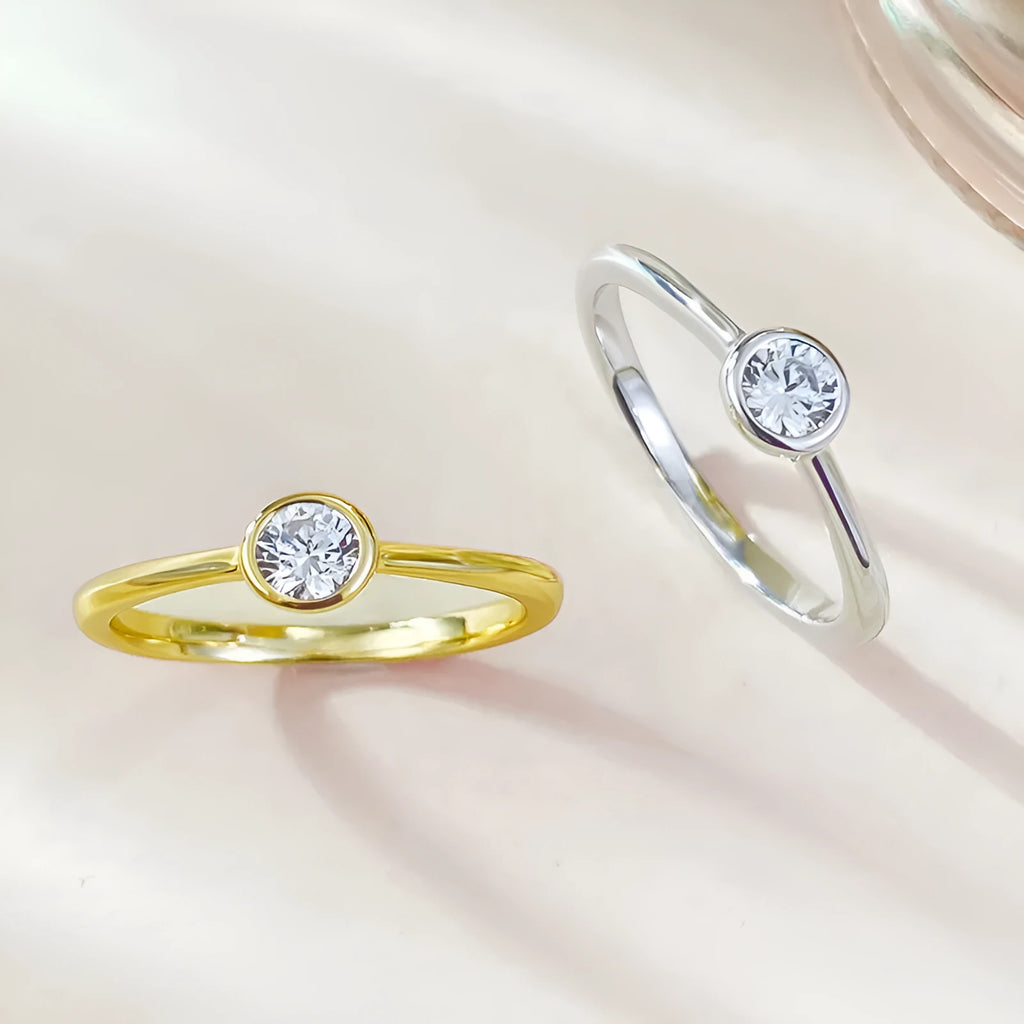 Silver crown shape ring with minimalist line detailing in Korean style design