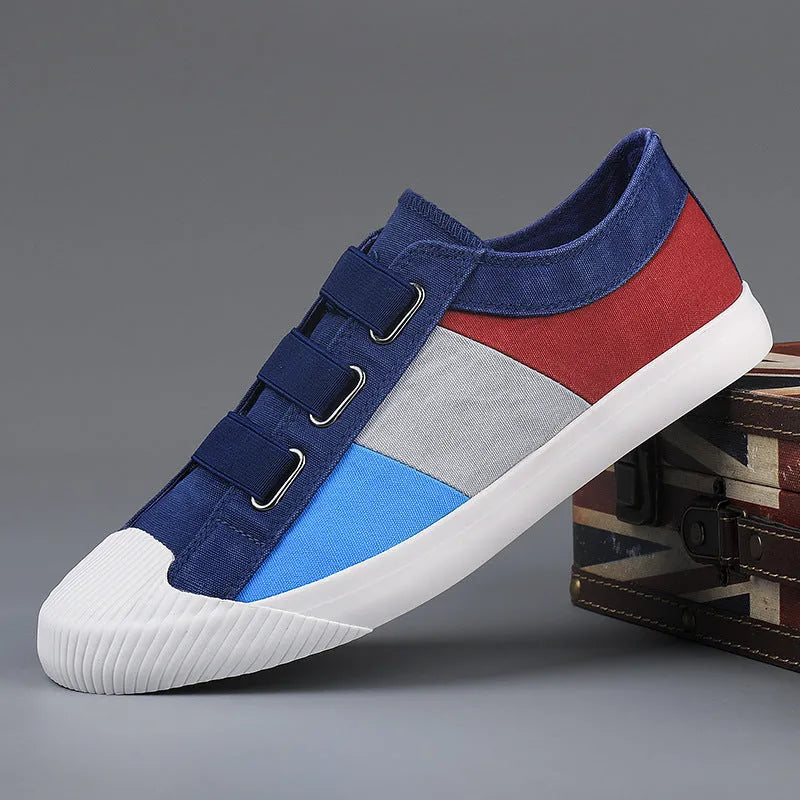 Men's low-top canvas sneakers with elastic band closure and rubber soles in beige colour
