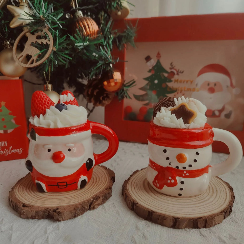 Santa Claus ceramic cup aromatherapy candle with soy wax in festive gift box, 10x7x10.5 cm