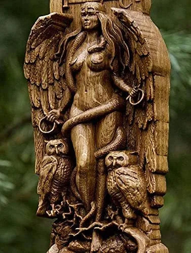 A detailed resin statue of a Greek goddess, 22cm tall, on a neutral background.