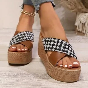 Brown and black cross leopard plaid wedge sandals with rubber soles for casual wear