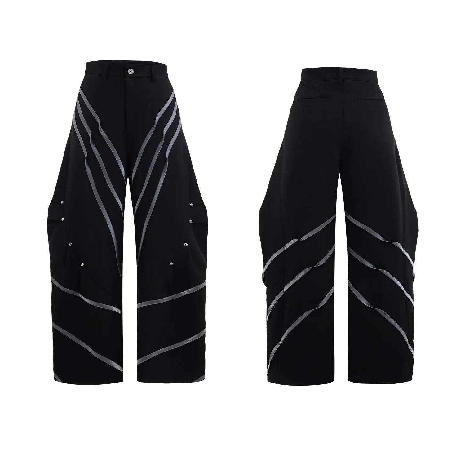 Men's trousers with three-dimensional cutting, metal striped rivet detailing and pleated design in polyester fabric