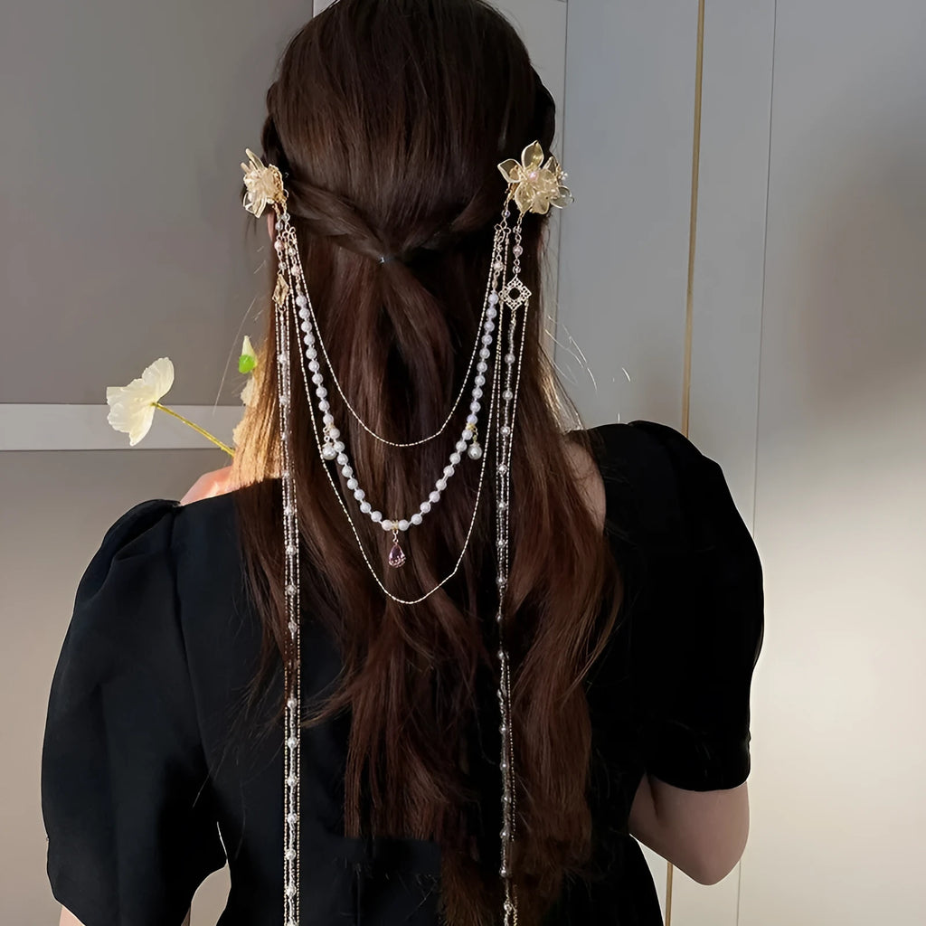 Women's gold grip hairpin with pearl, diamond flower and long tassel design
