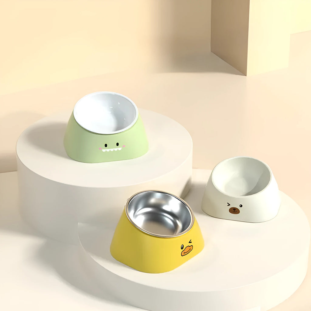 15-degree tilted stainless steel cat bowl with PP base in green colour on a light background