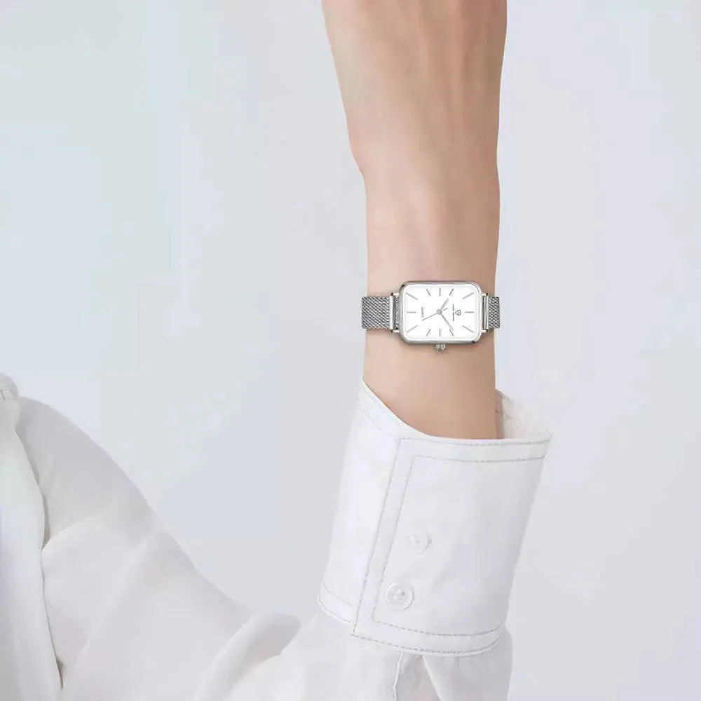 Women's waterproof quartz watch with alloy case and woven steel strap in rose gold or silver colour