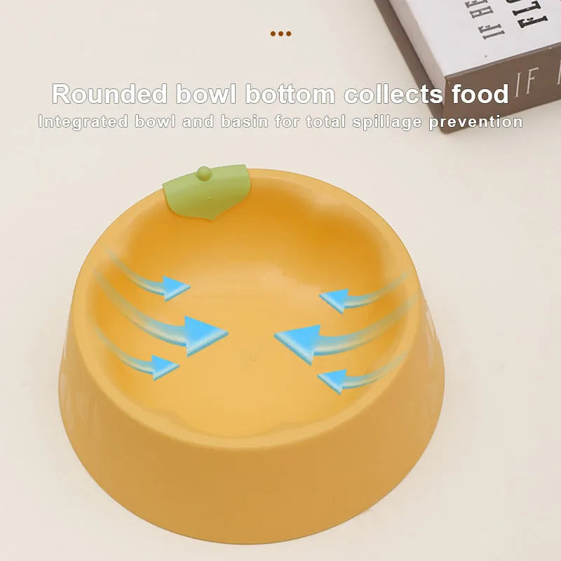 Plastic pet bowl in green, 16x7.5cm, anti-tip design for cats and small dogs