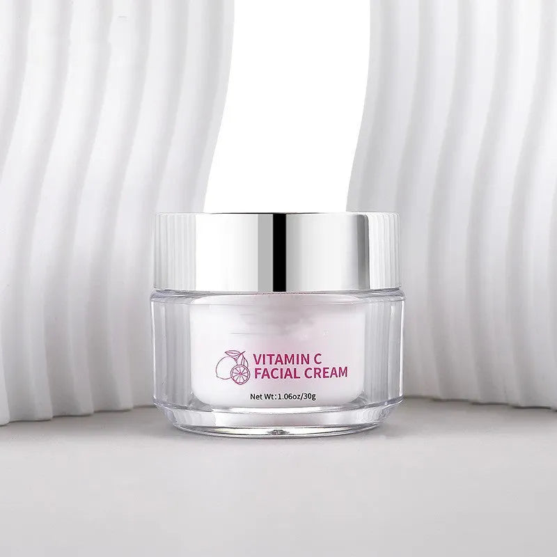 30g Vitamin C Face Cream jar with universal skin type labelling, showing compact 6 cm size.
