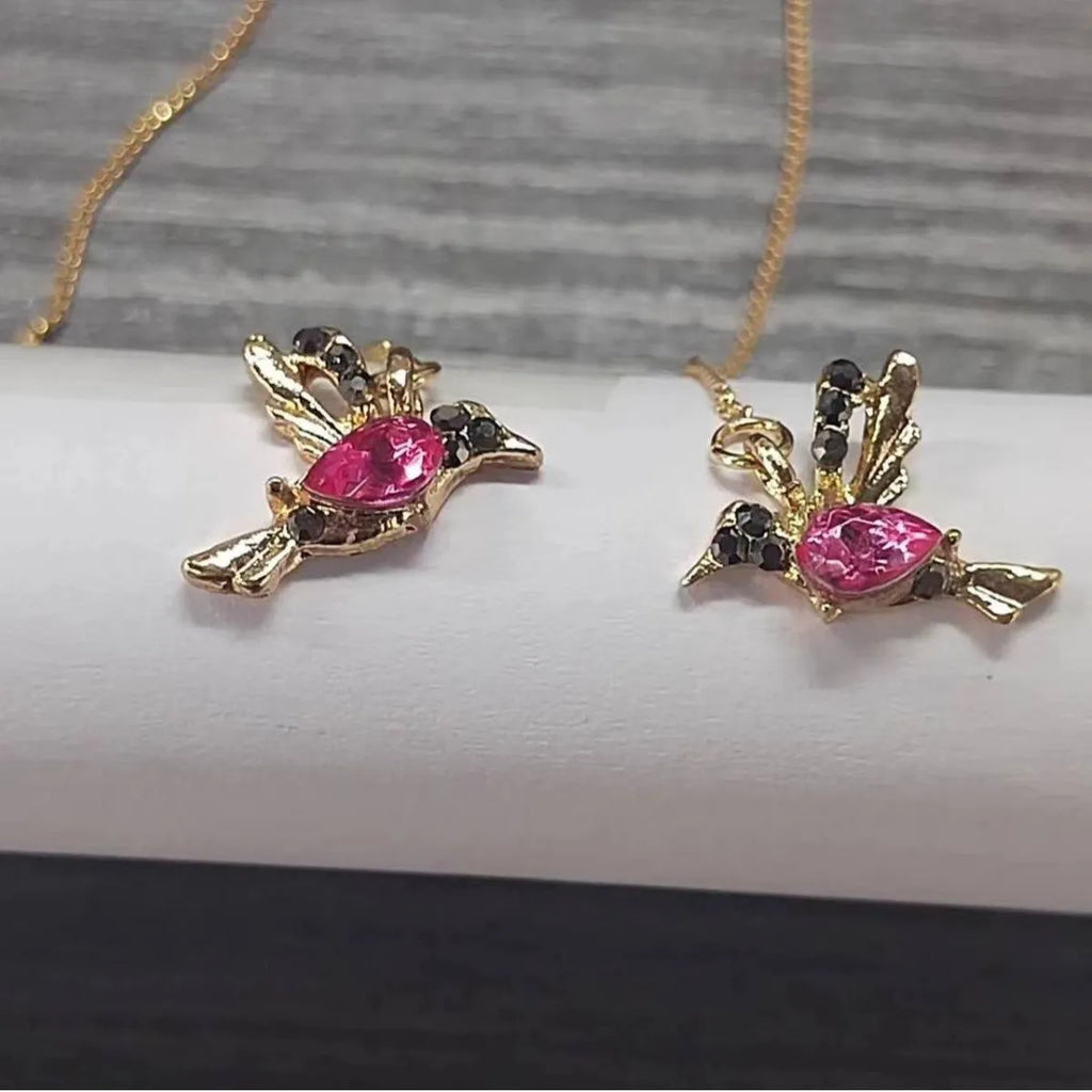 Long hanging earrings with bird decoration featuring mixed zirconium wings on alloy chains