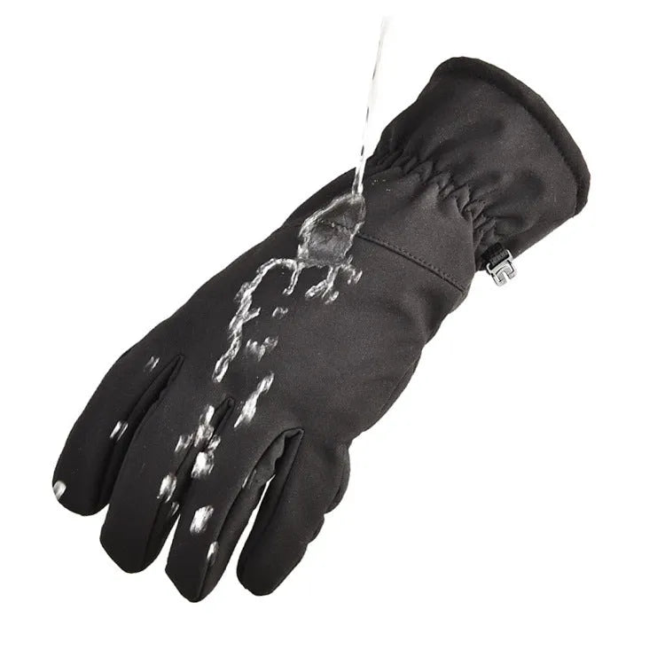 Tactical camouflage ski gloves with touch screen fingertips and anti-slip grip surface