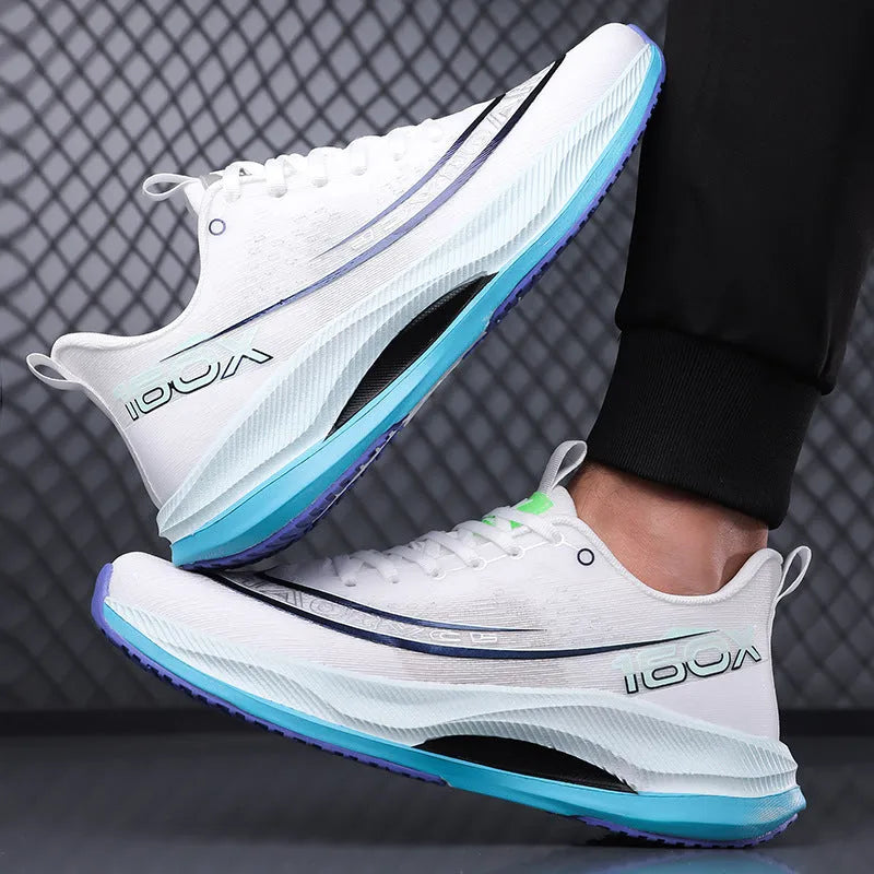 Breathable mesh running shoes for men, black lace-up sneakers with low top and round toe, EVA sole, flat heel 3-5cm