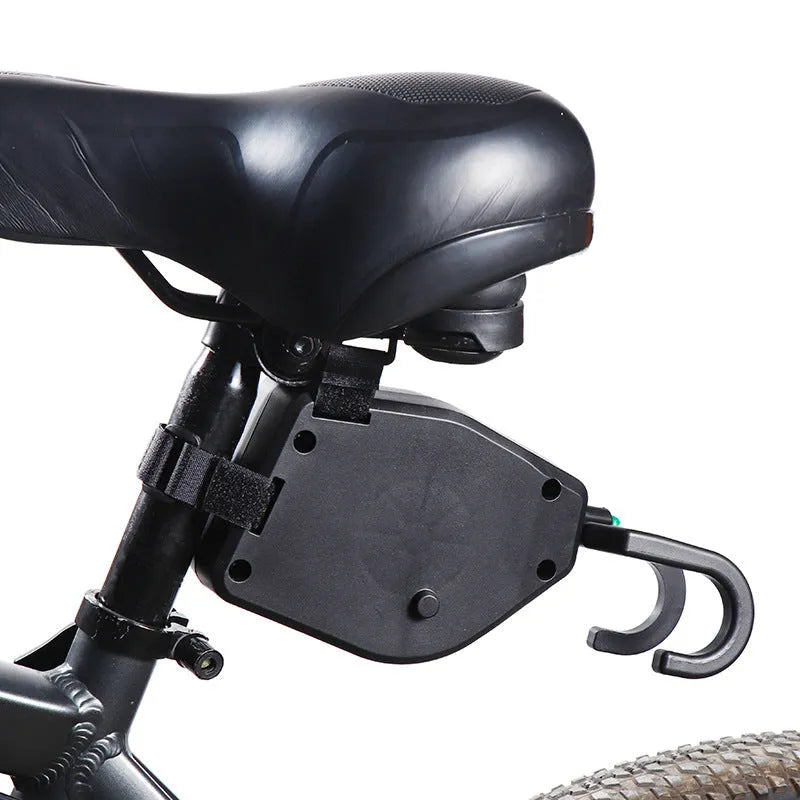 Black plastic and resin bicycle trailer traction rope for child trailers
