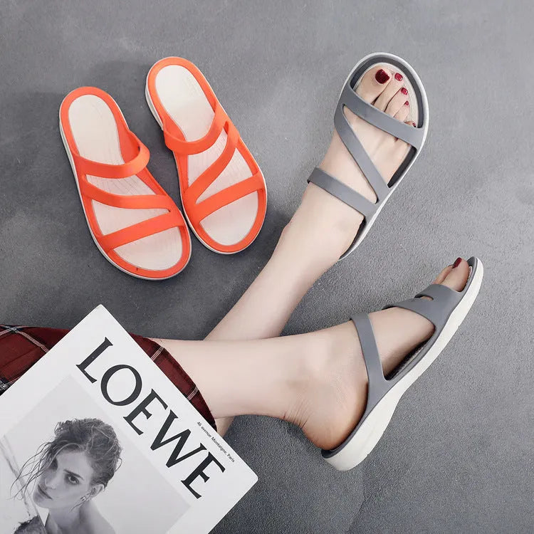 Solid colour women's casual sandals with a breathable PP upper in slip-on style.