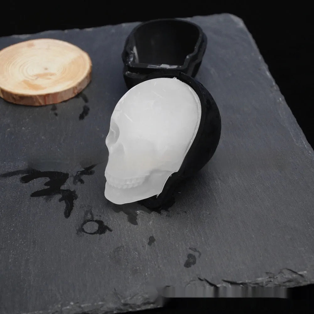 3D Halloween skull ice maker tray in food-grade silicone with skull mould cavities