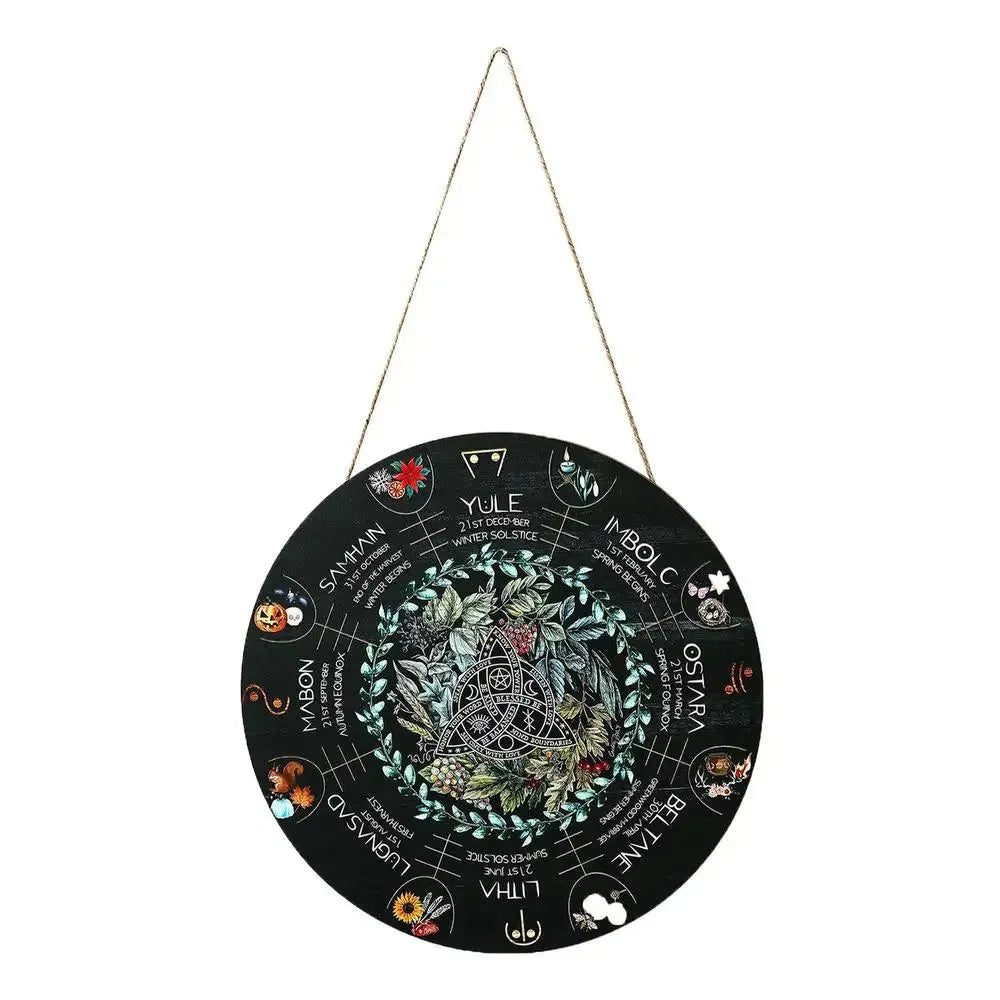 Wooden decorative pendant in disc shape with holiday designs, made from boxwood with 29.5cm diameter
