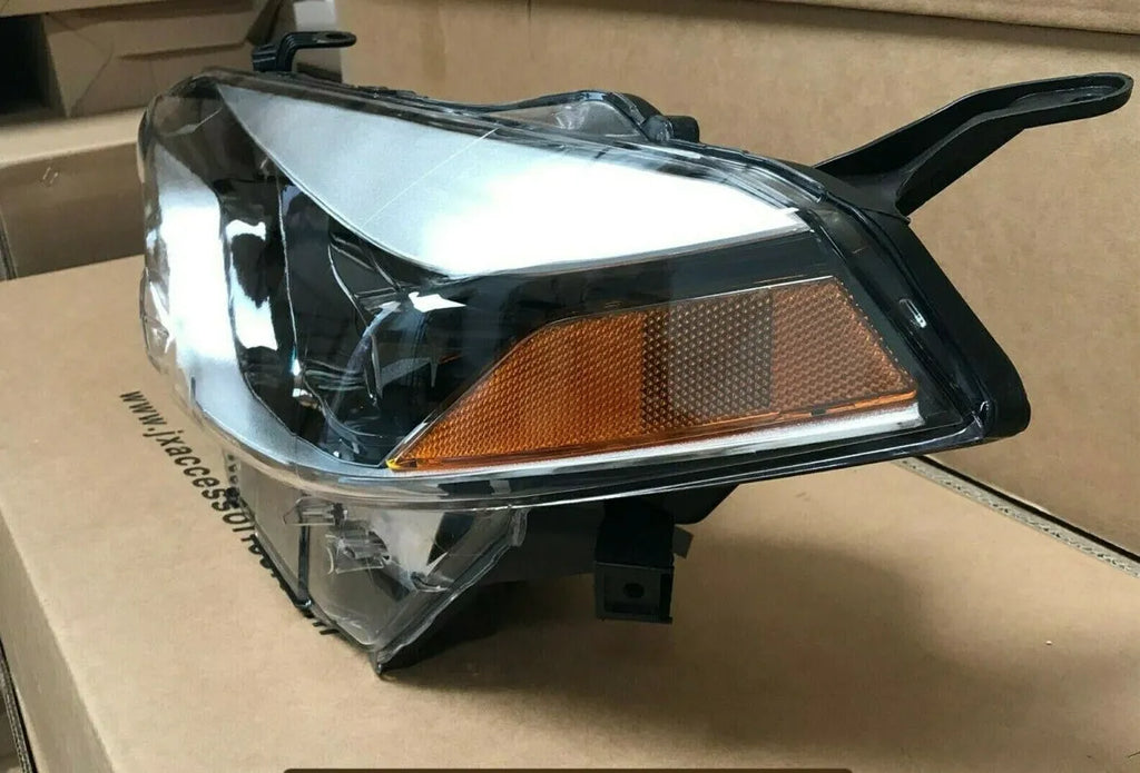 Halogen headlight assembly for Toyota Corolla 2014-2016 models, part number 8111002E60