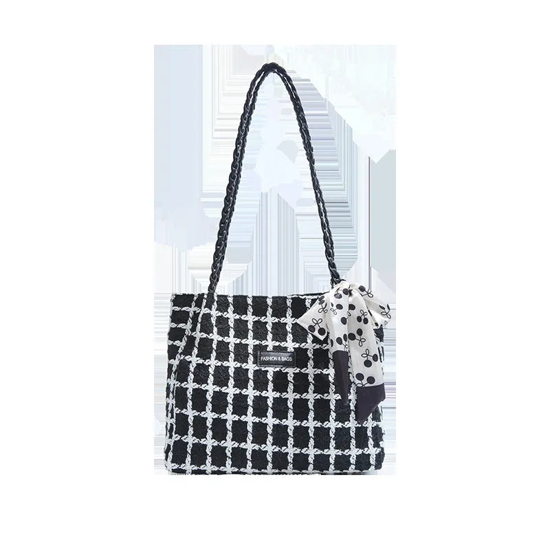 Woolen shoulder bag in black with horizontal square shape and sandwich pocket for commuting and shopping use