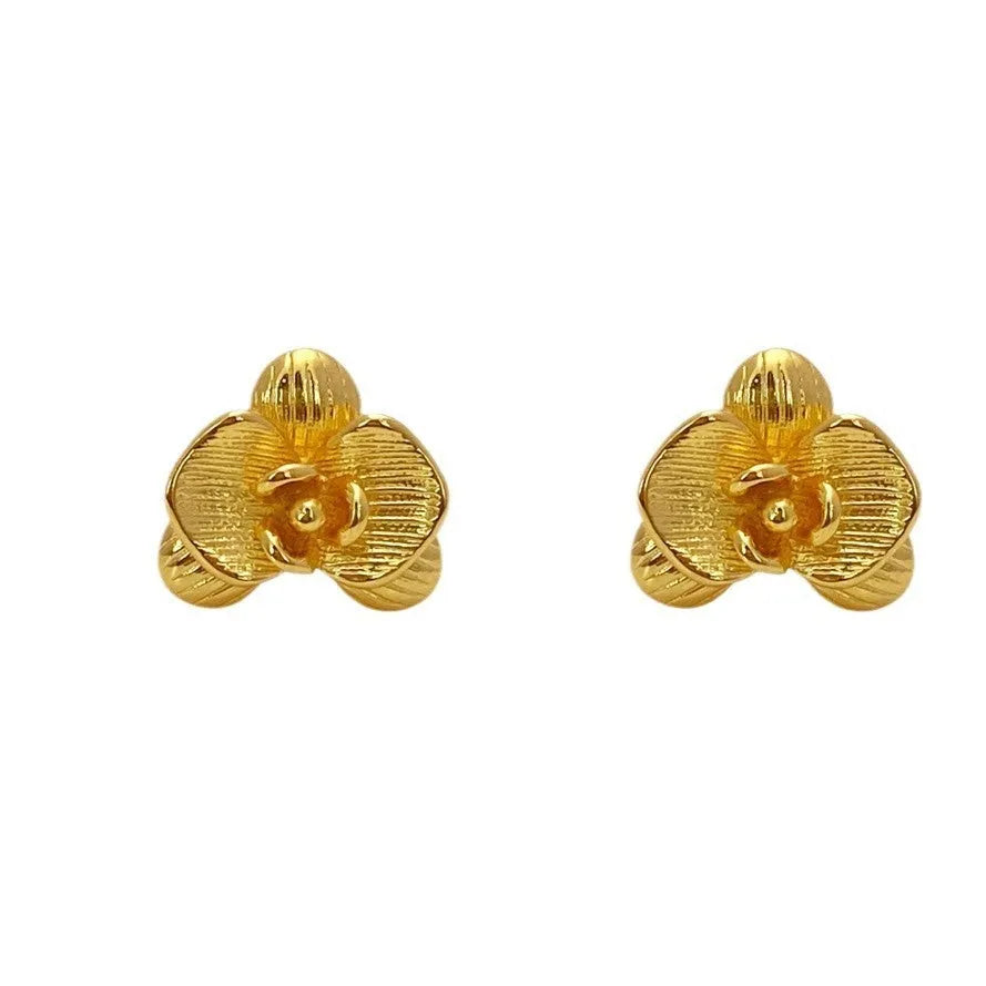 Retro flower earrings for women in gold or silver electroplated copper with petal detailing