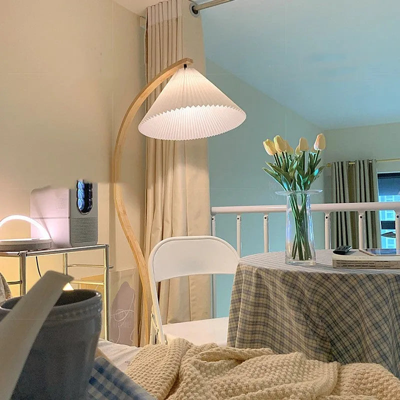 Retro vertical table lamp with log white lampshade and three-colour variable light for bedroom bedside use