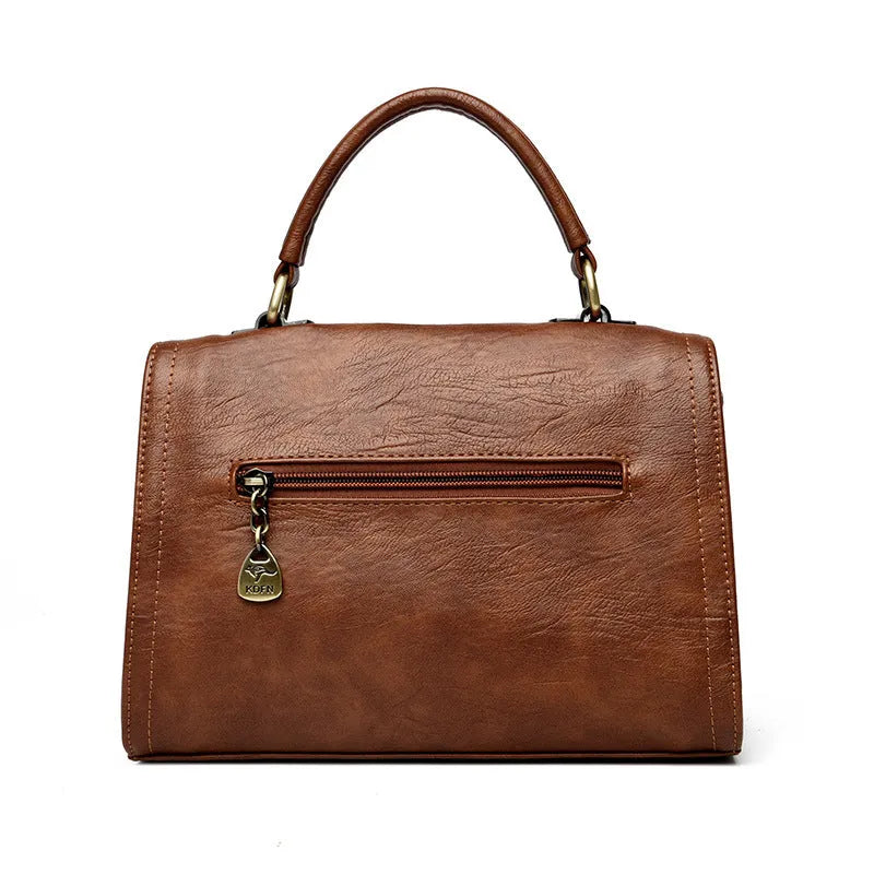 Retro-inspired women's crossbody bag in six colours with sandwich pocket design