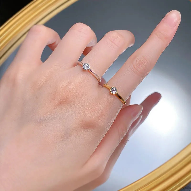 Silver crown shape ring with minimalist line detailing in Korean style design