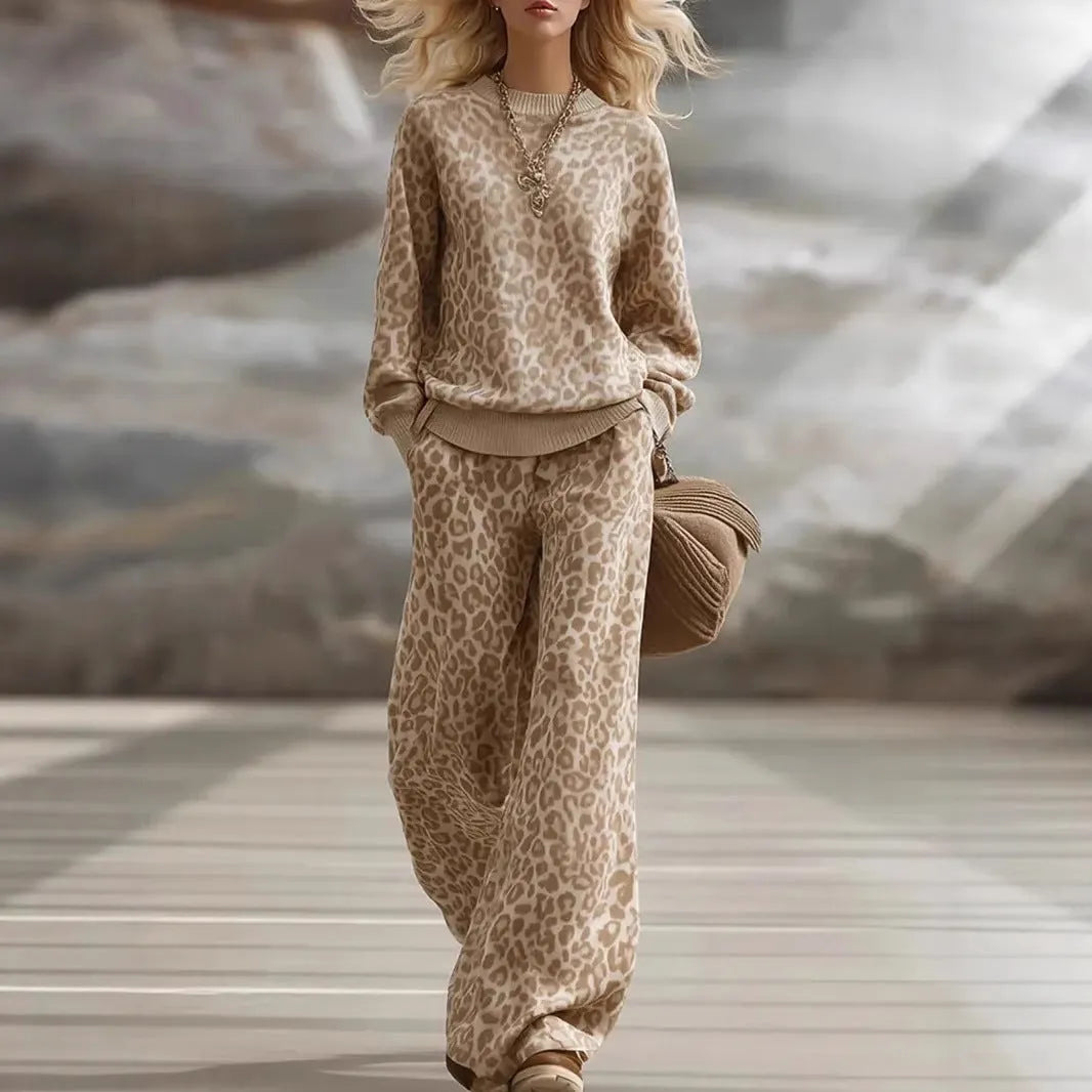 Women's retro casual light brown leopard print long sleeve slim fit sweatsuit set with top and pants