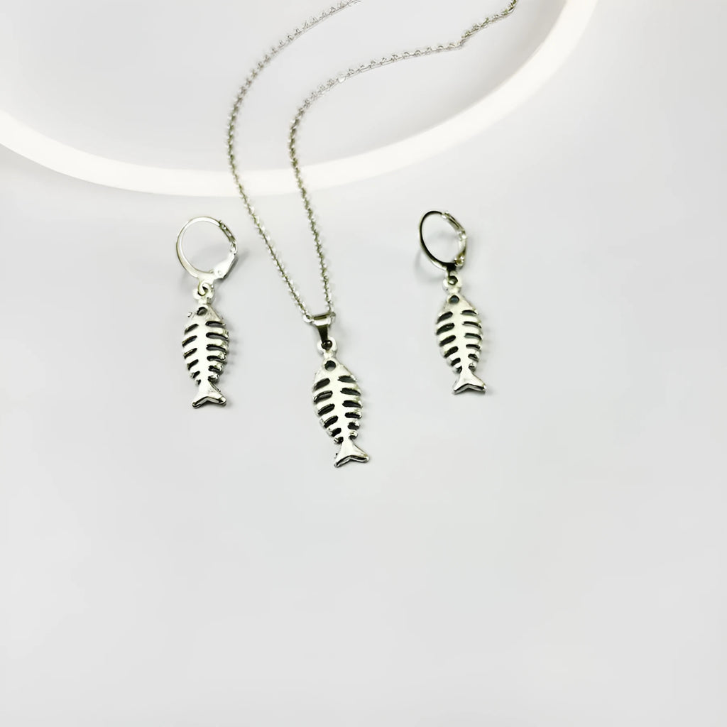 Women's retro fishbone pendant necklace and matching earrings set with adjustable O-chain
