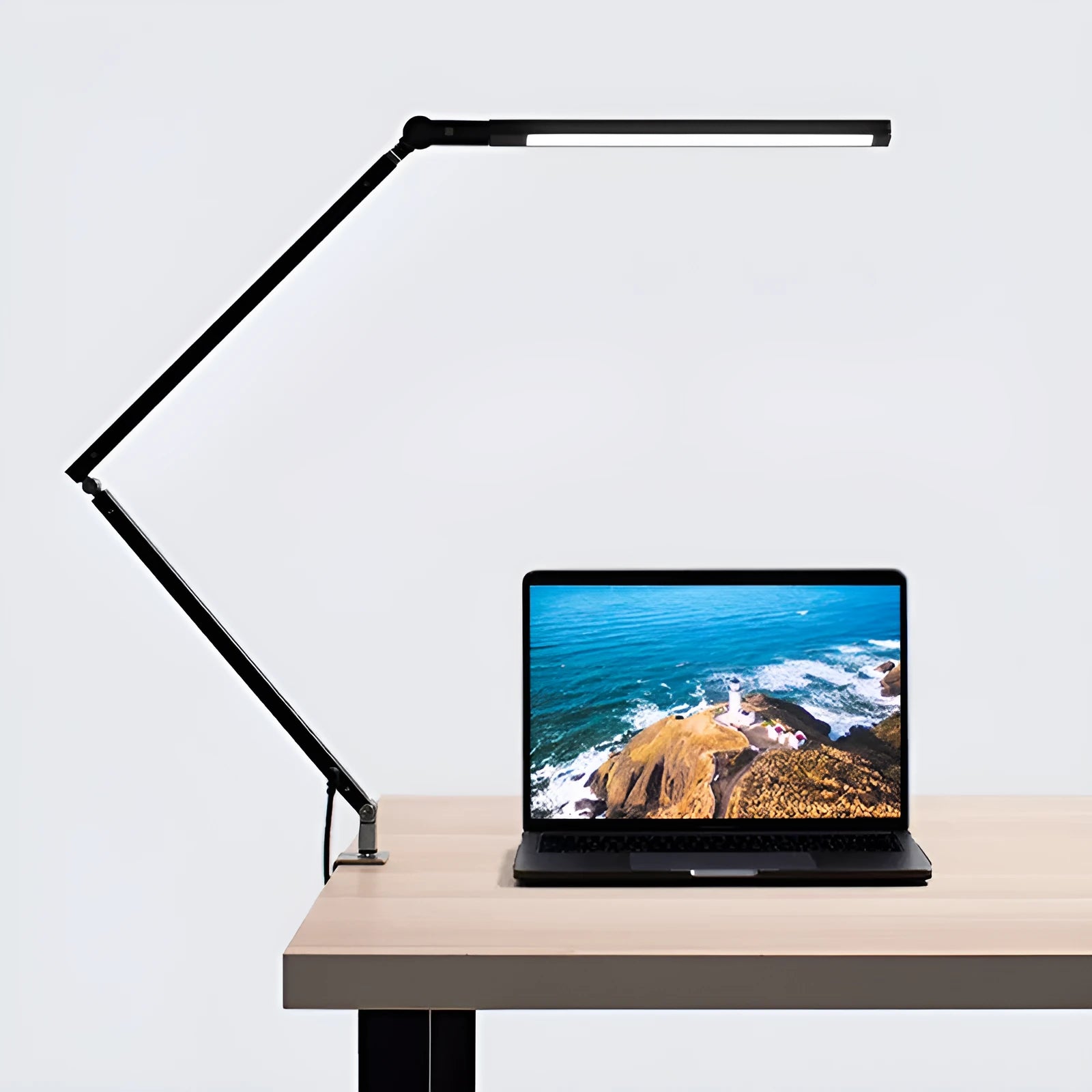 Aluminium clip-on desk lamp with flexible gooseneck and LED light in dazzling black finish