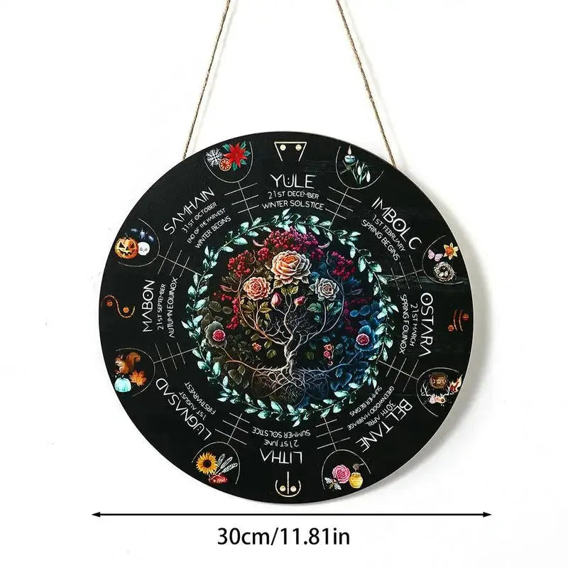 Wooden decorative pendant in disc shape with holiday designs, made from boxwood with 29.5cm diameter