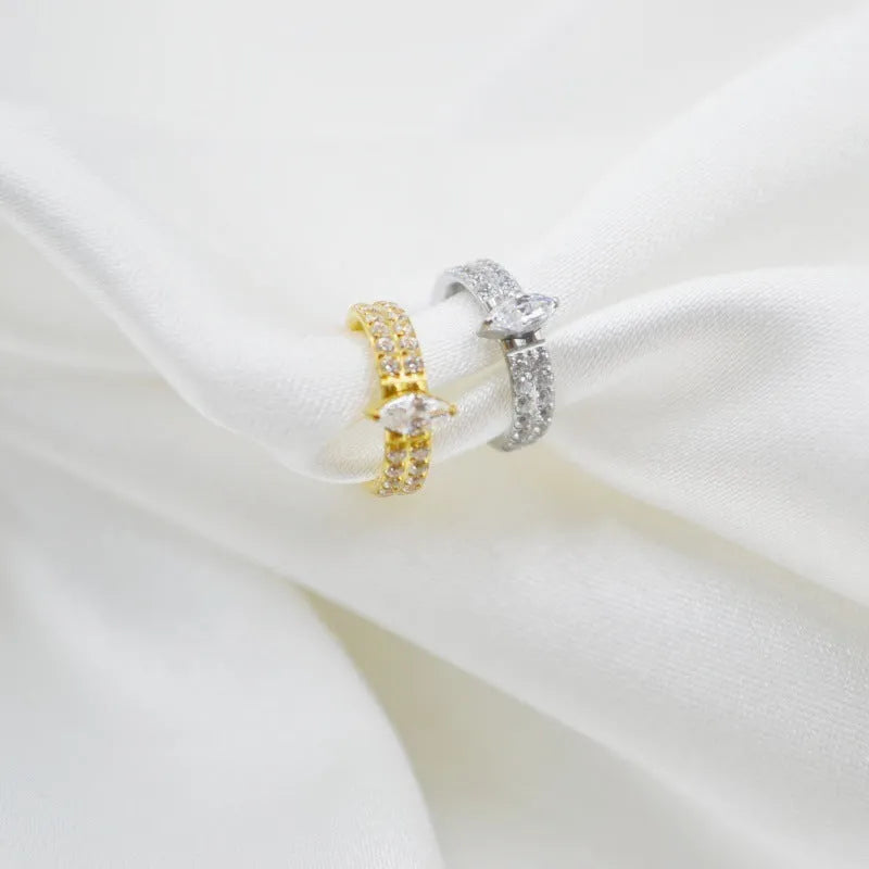 Zircon heart-shaped earrings in 316 titanium steel with full diamond design, silver and gold colour options