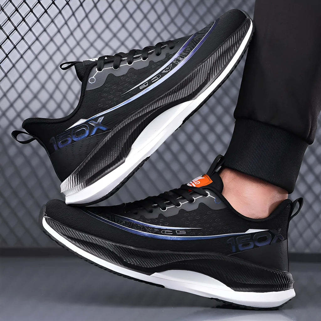 Breathable mesh running shoes for men, black lace-up sneakers with low top and round toe, EVA sole, flat heel 3-5cm