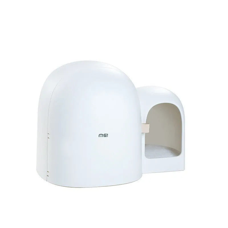 Oversized enclosed cat litter box in moss green colour with dimensions 67.7cm by 49cm